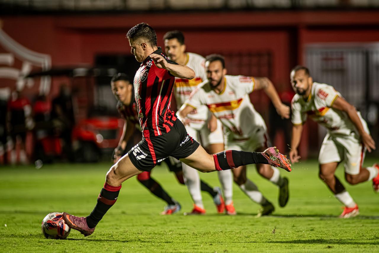 Com time principal, Vitória goleia a Juazeirense e vence a primeira no Baiano