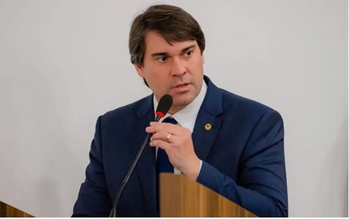 Niltinho despista sobre possibilidade de assumir vice na chapa de Jerônimo