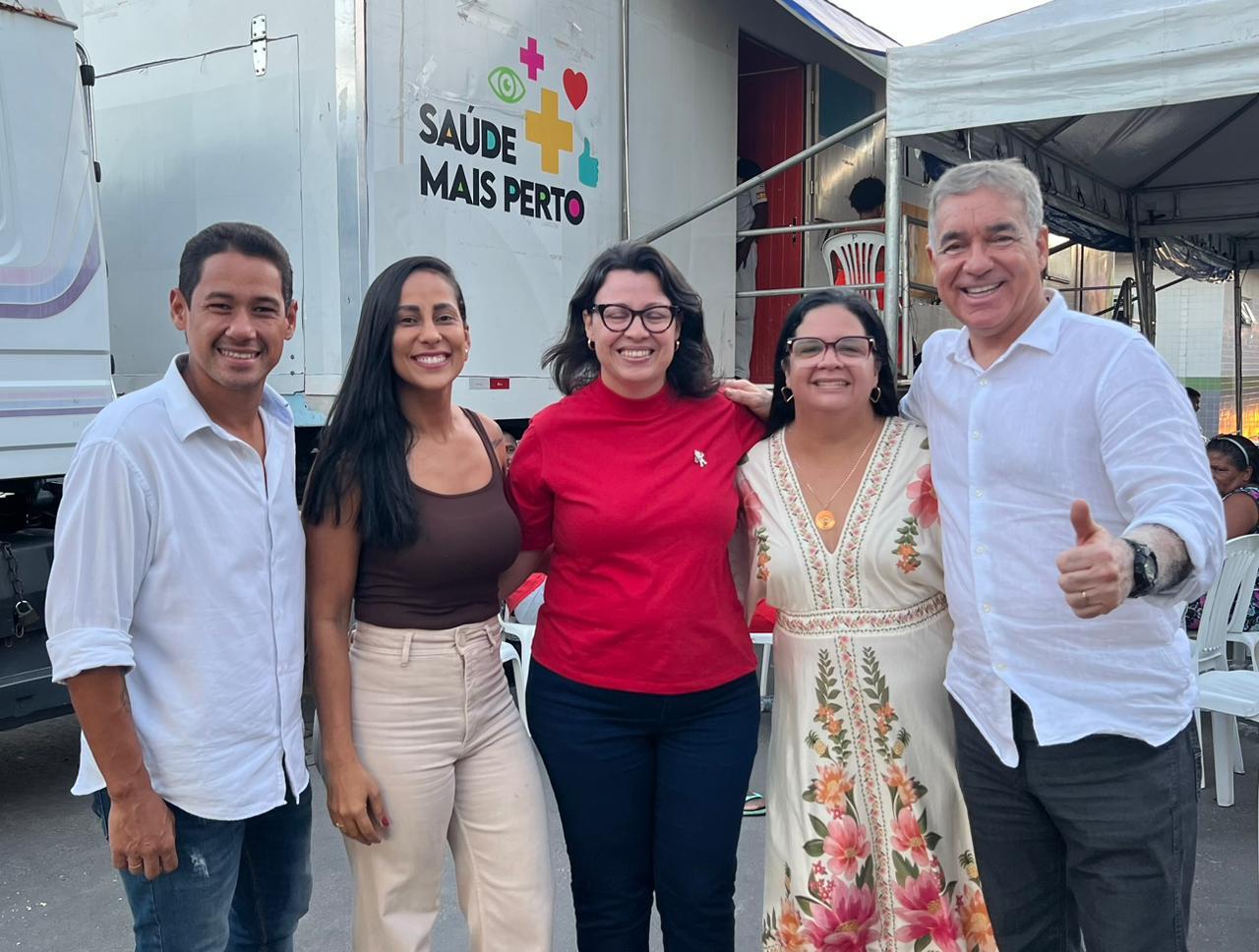 Deputado federal Zé Neto visita Feira de Saúde em Castro Alves e anuncia novos investimentos