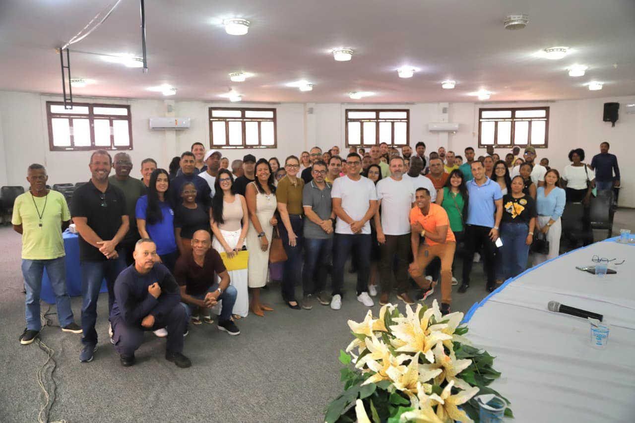 Prefeitura de Cruz concede progressão salarial para 99 servidores municipais; 598 colaboradores já foram beneficiados desde 2021