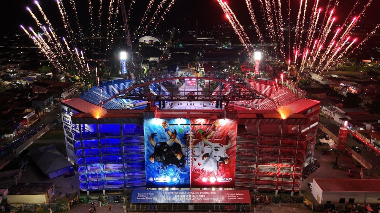 Festival de Parintins 2026: acompanhe a apuração das notas e Caprichoso e Garantido