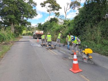 Seinfra realiza manutenção em rodovias baianas para os festejos juninos