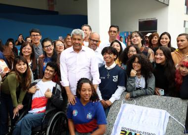 Vitória da Conquista avança na educação pública e superior com inauguração de novas unidades escolares estaduais