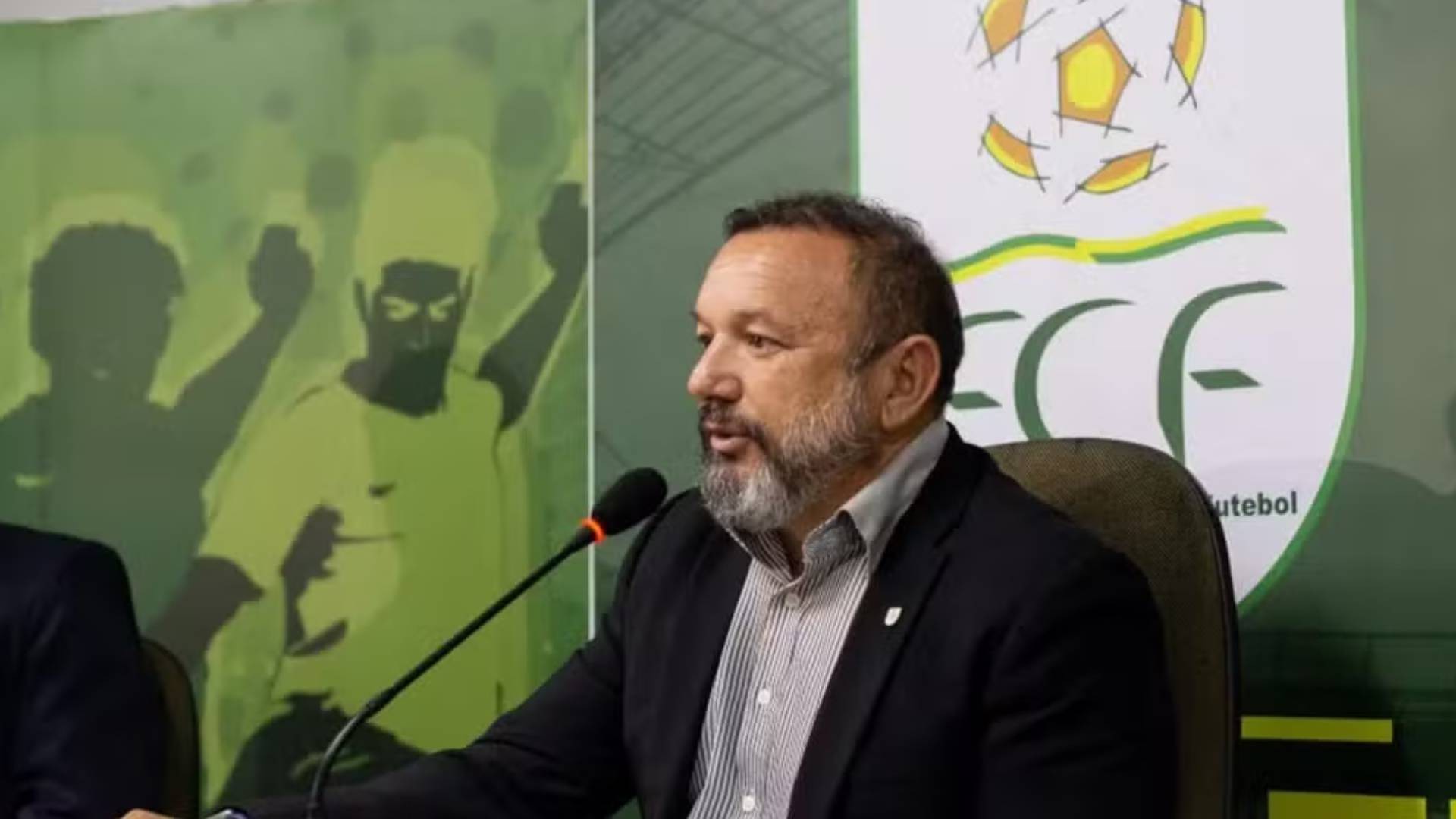 Árbitra denunciou tentativa de estupro de chefe de arbitragem: ‘Eu tentava me soltar e ele insistindo’