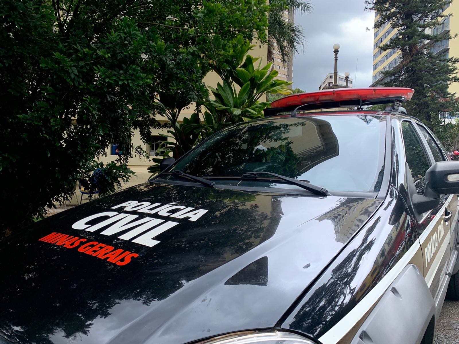 Duas mulheres são mortas a tiros em praça da Grande BH