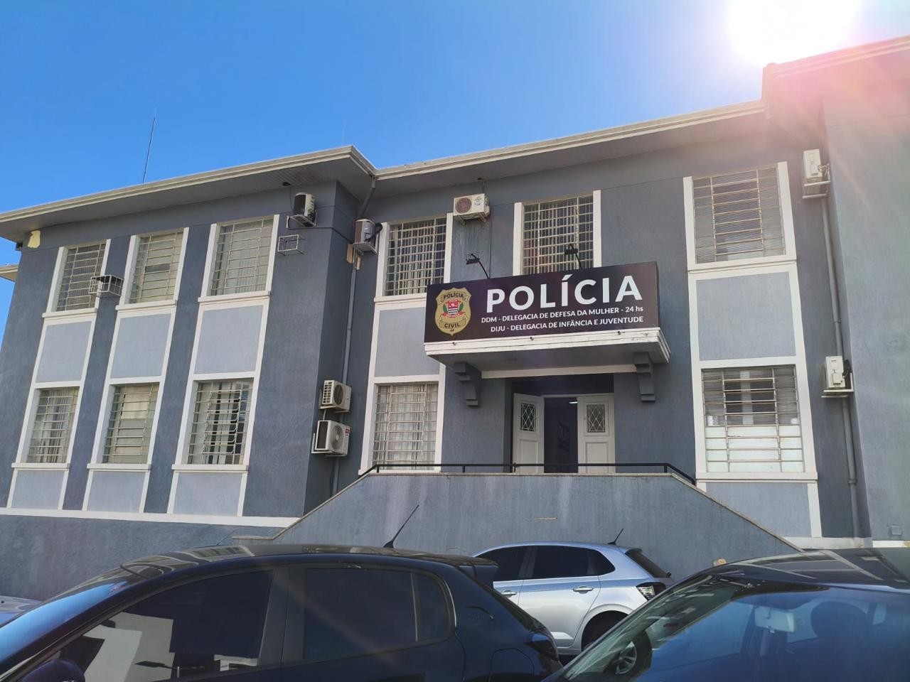 Homem é preso suspeito de agredir, ameaçar e tentar abusar sexualmente de companheira em Presidente Prudente