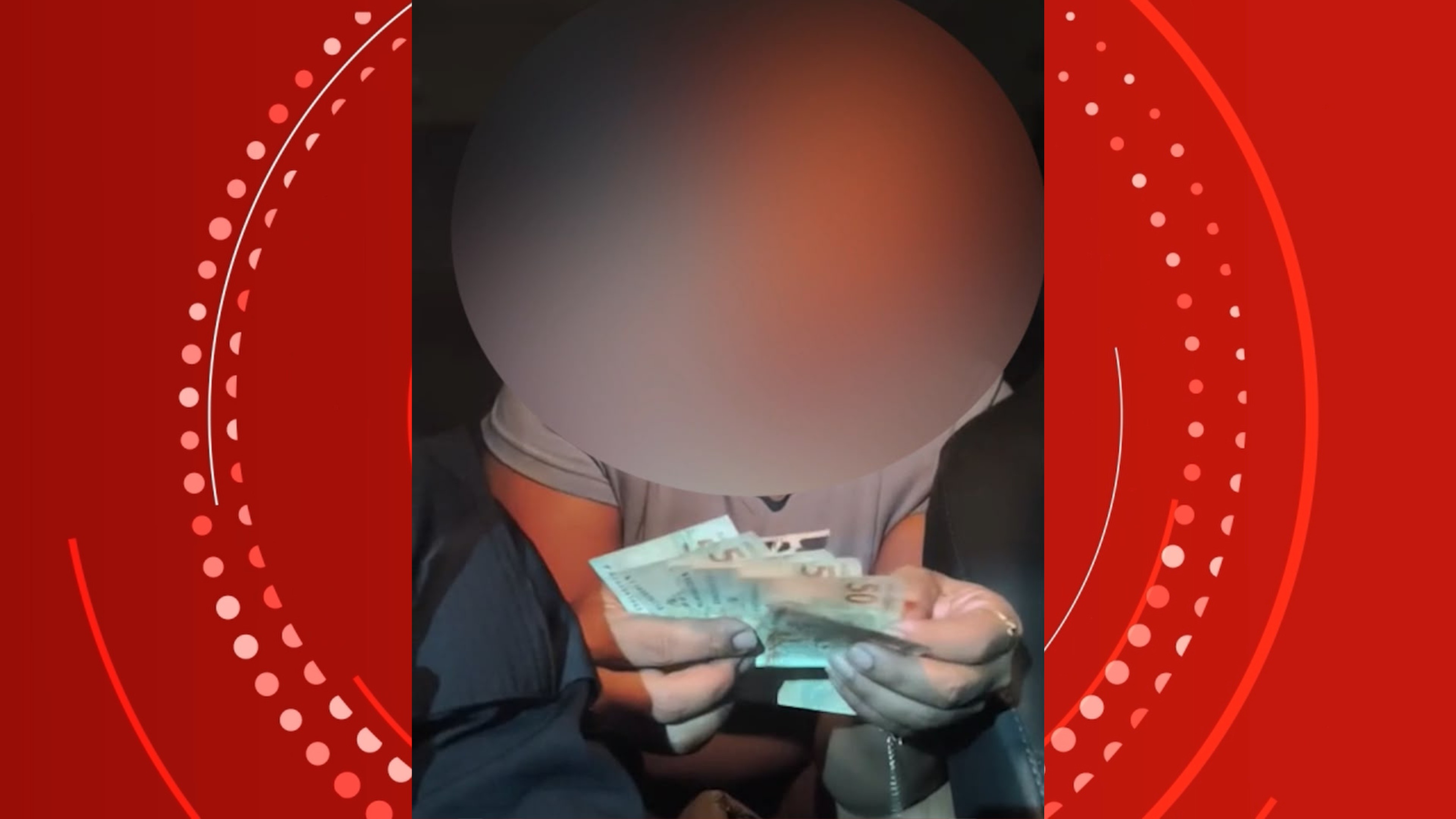 Mulher tenta subornar policiais com dinheiro do Bolsa Família em RO; veja vídeo
