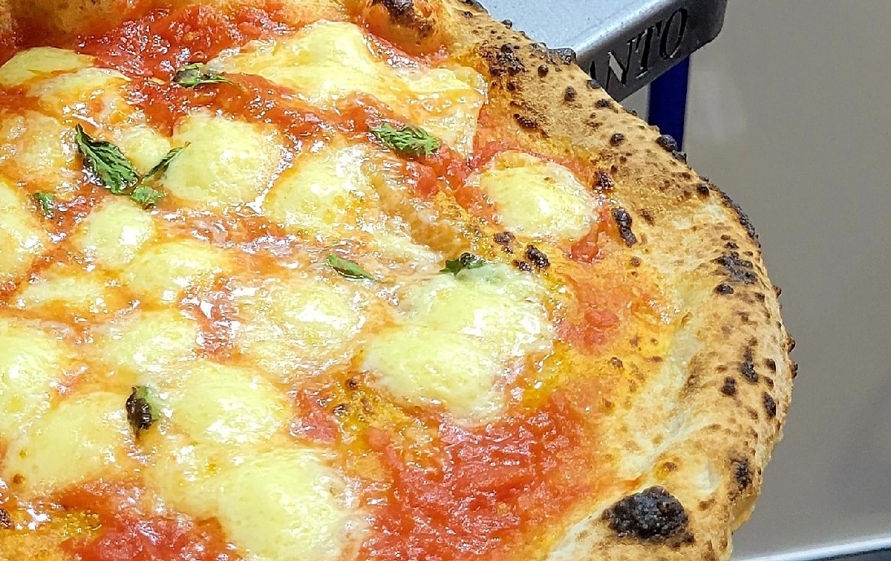 Palmito, ervilha, carne: italiano que vive em Ribeirão Preto, SP, conta quais ingredientes menos gosta nas pizzas brasileiras