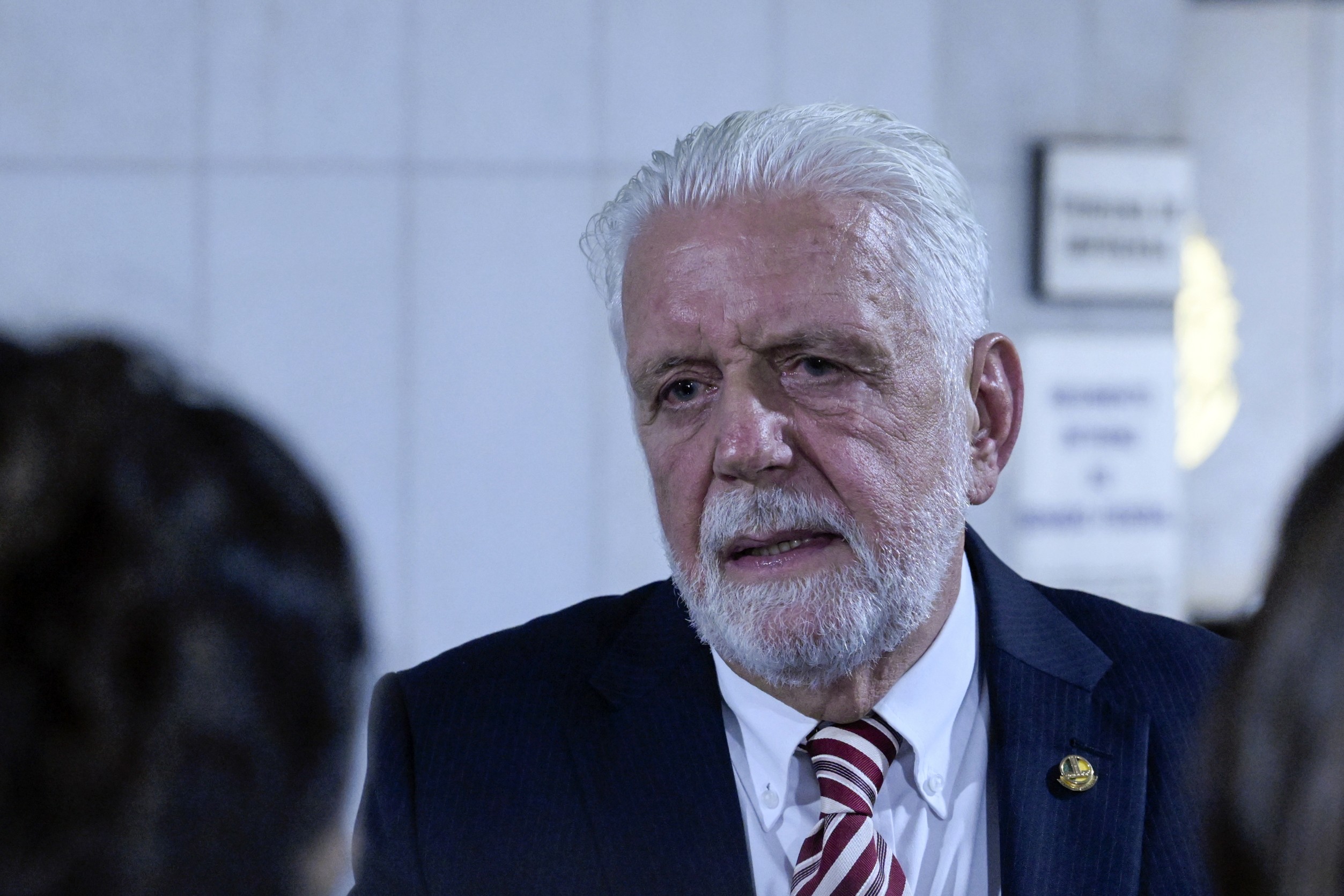 Quaest: 62% considera que caso Jaques Wagner impacta negativamente a campanha de Lula