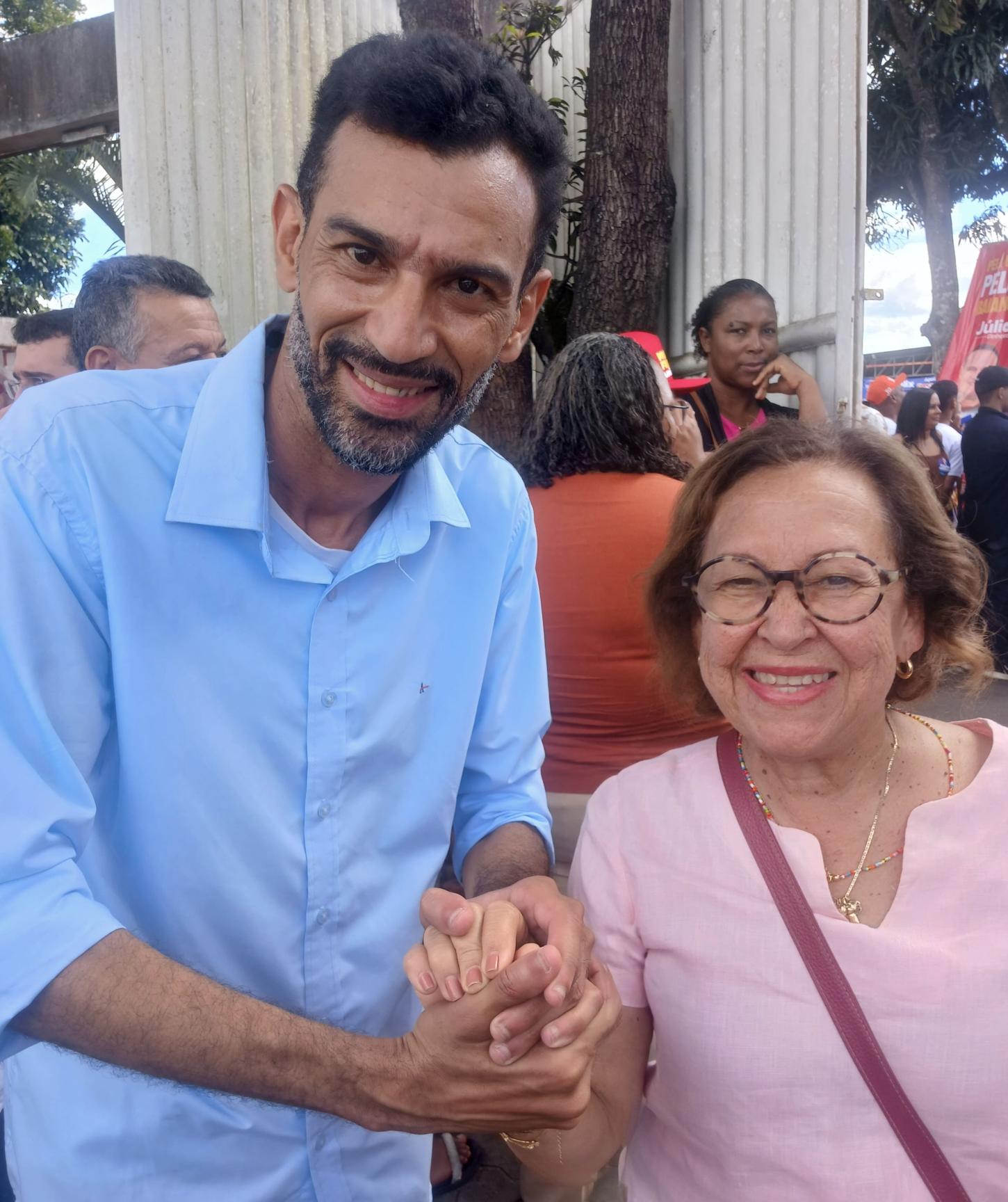 Santo Antônio de Jesus: Blogueiro Leandro Alves declara apoio ao governador Jerônimo Rodrigues ao lado da deputada federal Lídice da Mata