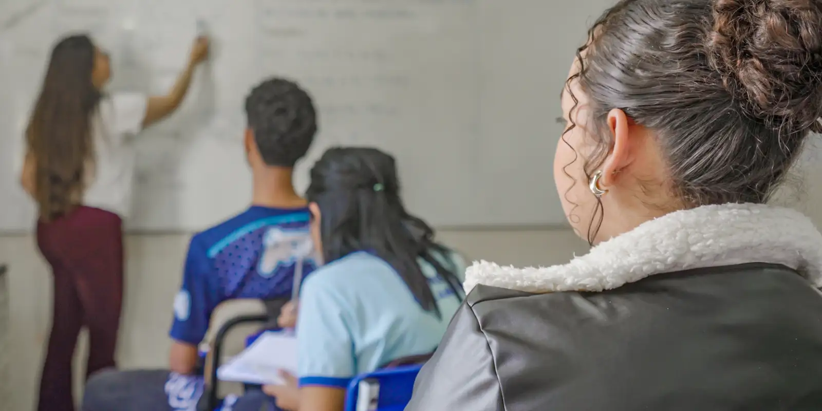 Gravidez reduz oportunidades e autonomia de meninas, mostra pesquisa