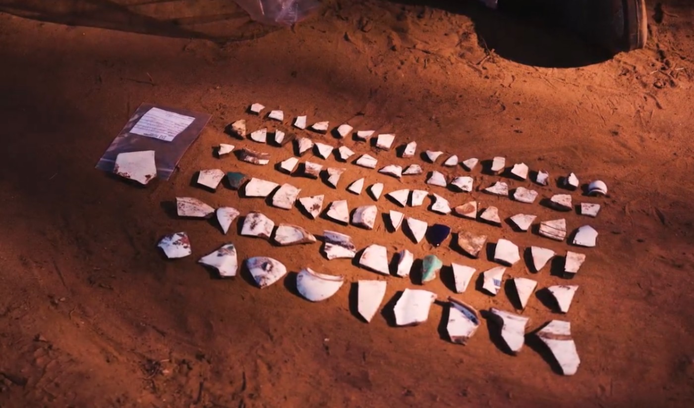 Porcelanas e louças que podem ter quase 200 anos são encontradas abaixo de rodovia do Paraná durante duplicação