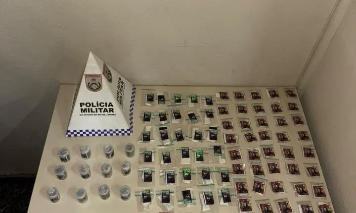 Adolescente é apreendido com 100 poções de drogas em Paraty