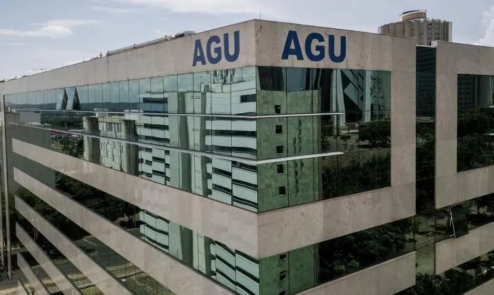 AGU defende que somente médicos podem realizar abortos legais 