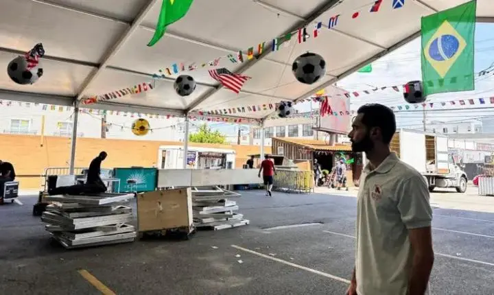Bairro 'brasileiro' 'respira' na Copa após cerco de Trump