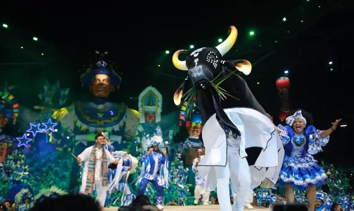 Boi Caprichoso é campeão do 59º Festival Folclórico de Parintins 