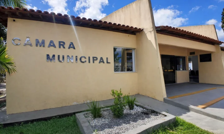 Câmara de Castro Alves apresenta novo quadro com vereadores e reforça transparência do Legislativo