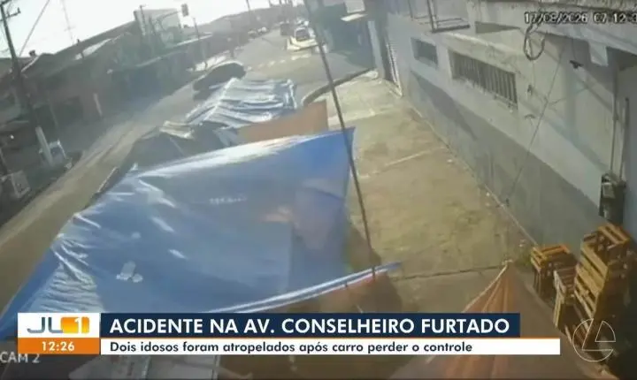Carro desgovernado atinge feira e atropela feirantes em Belém