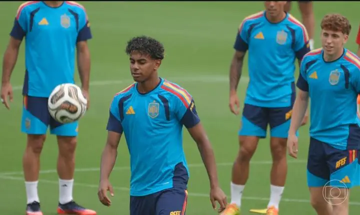 Com só um gol na Copa, Lamine Yamal tenta retomar o protagonismo contra a França