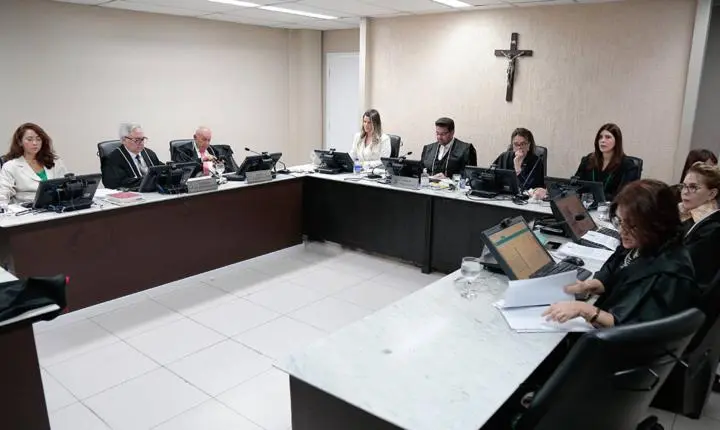 Construtora é condenada a pagar R$ 20 mil a dona de casa danificada por obras em terreno vizinho