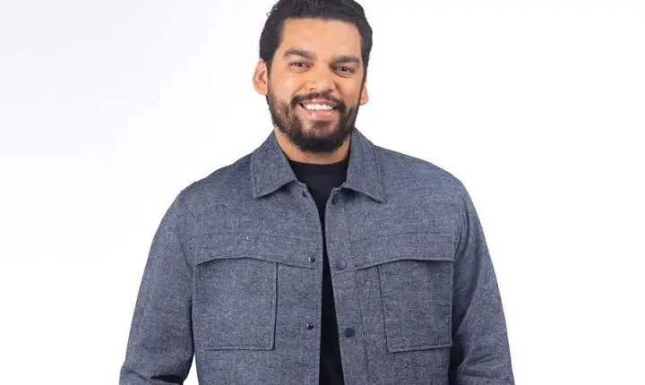 Devinho Novaes, o Boyzinho, celebra 10 anos de carreira e prepara projeto audiovisual especial