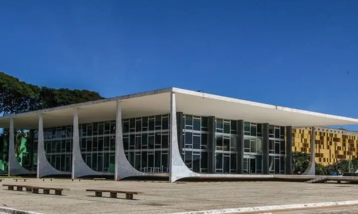 Dino aciona PF após TCU apontar R$ 55,4 milhões em emendas suspeitas