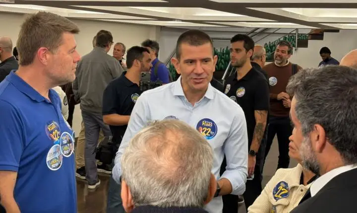 Douglas Ruas se reúne com empresários do turismo e promete reforçar segurança e calendário de eventos no interior do RJ