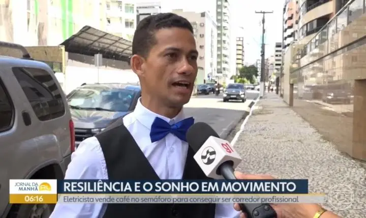 'Garçom do semáforo': eletricista vende café no trânsito para realizar sonho de virar corredor profissional de rua
