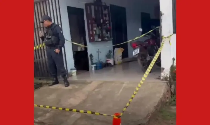 Homem é morto a tiros enquanto consertava motocicleta e suspeito também acaba baleado no AC