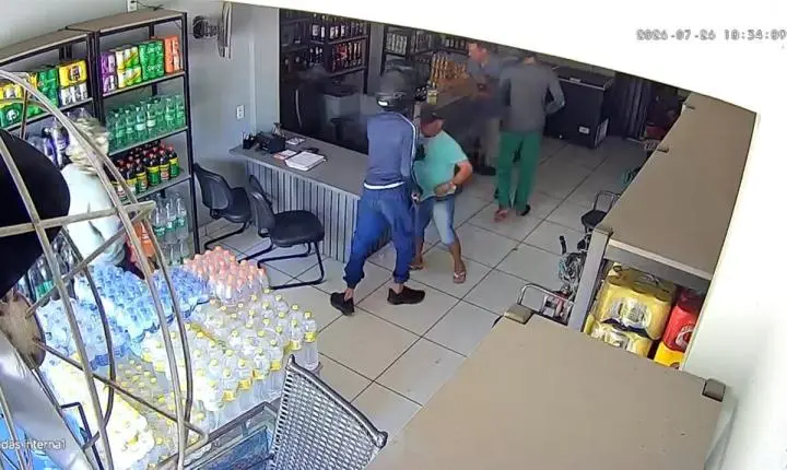 Imagens de câmeras de segurança mostram assalto a depósito de bebidas na PB; VÍDEO
