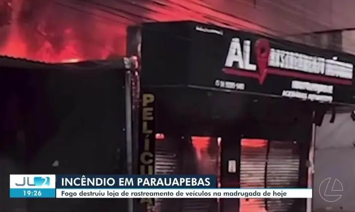 Incêndio de grandes proporções destrói loja de rastreamento veicular em Parauapebas, no Pará