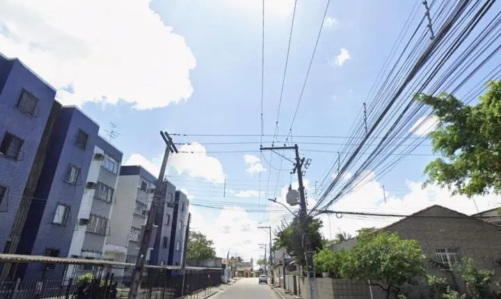 Mulher é assassinada a facadas pelo marido na frente do sobrinho de 12 anos