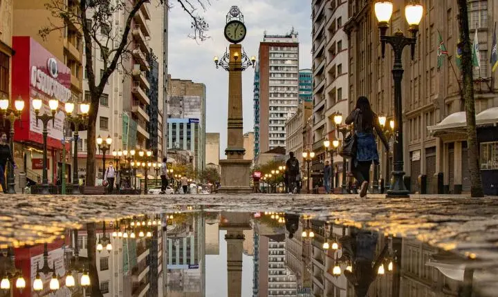 O Centro de Curitiba voltou ao radar do alto padrão?