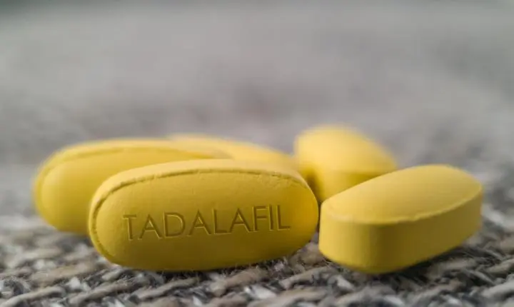 
Os riscos de tomar tadalafila para melhorar o desempenho