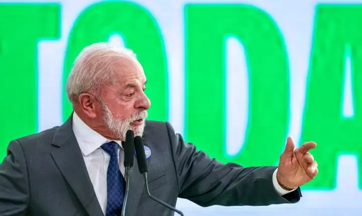 Pacto contra o feminicídio busca colocar leis em prática, diz Lula