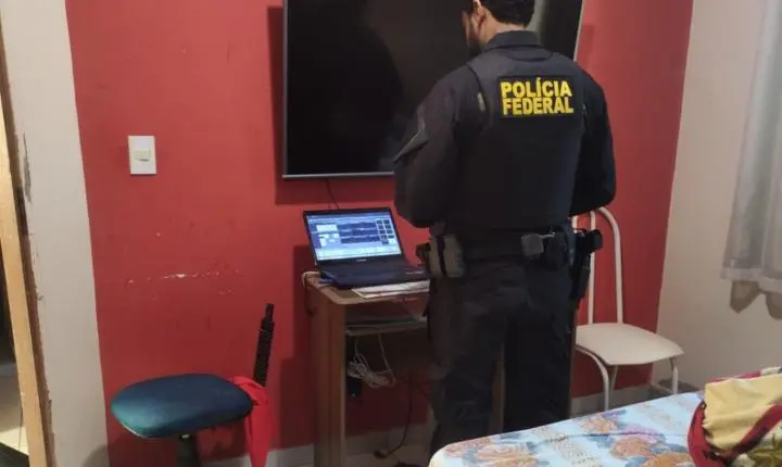 PF faz operação contra abuso sexual infantil e prende homem em flagrante no interior de MG