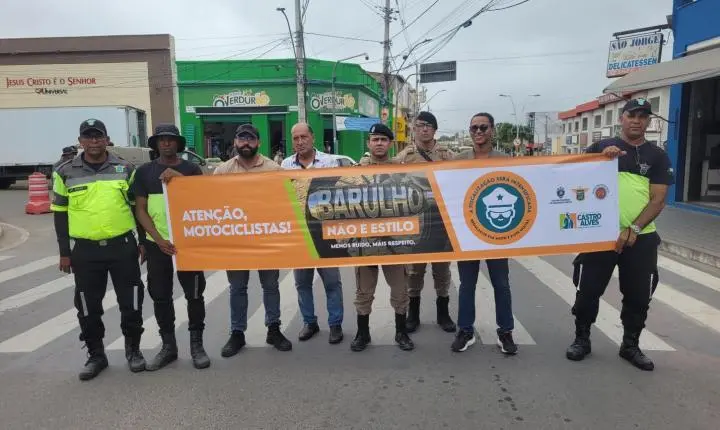 Polícia Militar e Superintendência de Trânsito realizam blitz contra descargas adulteradas em Castro Alves