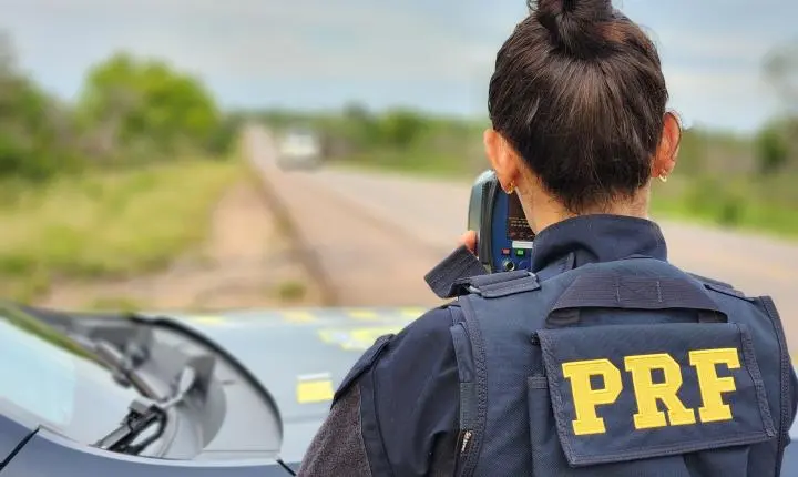 PRF realiza leilão eletrônico com 106 veículos no Amapá