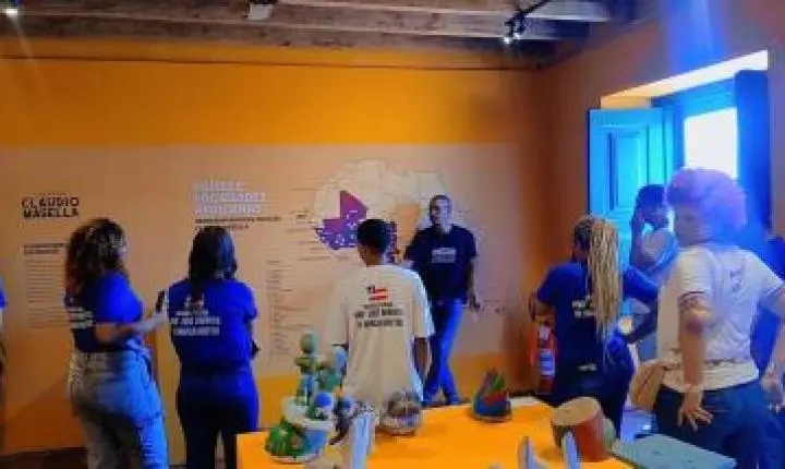 Programa leva estudantes da rede estadual para imersão em museus e no Centro Histórico de Salvador