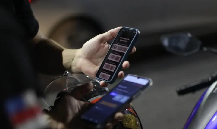 RecuperaFone divulga lista com 1,5 mil nomes para devolução de celulares no AM; saiba como conferir