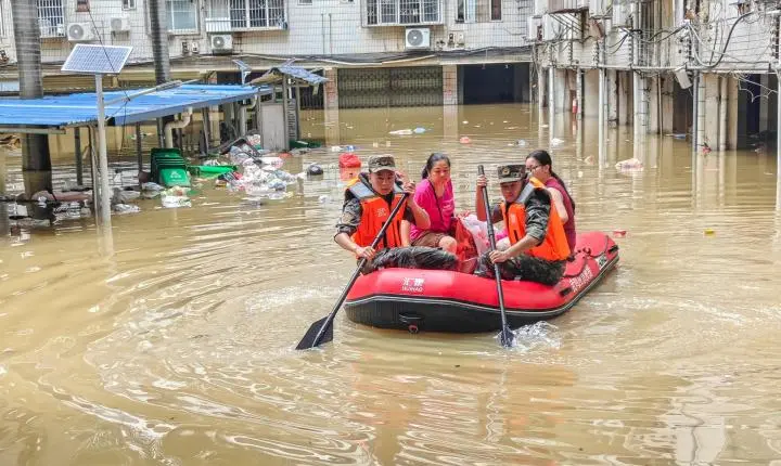 Tempestades deixam pelo menos 8 mortos na China