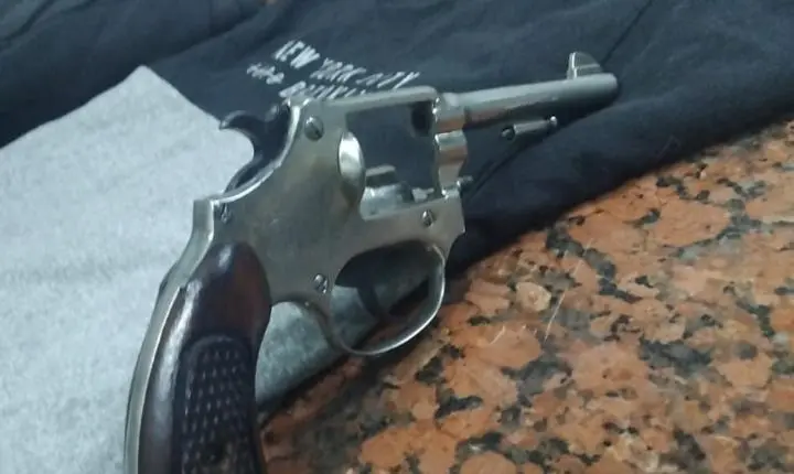Terceiro suspeito de sequestro e morte de padeiro em Piracicaba é preso com arma em casa de acolhimento, diz PM