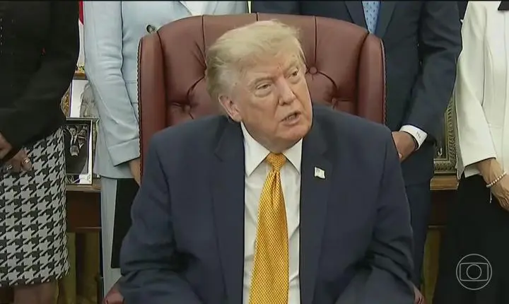 Trump diz que acordo para reabrir Estreito de Ormuz pode ser fechado nesta quarta