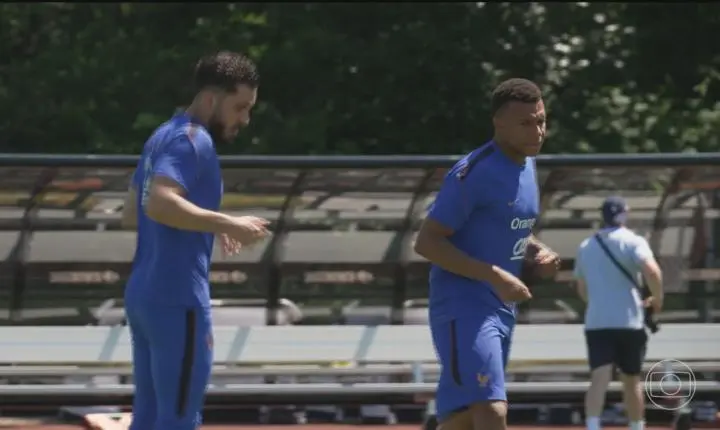 Uma das favoritas ao título, França estreia na Copa contra Senegal