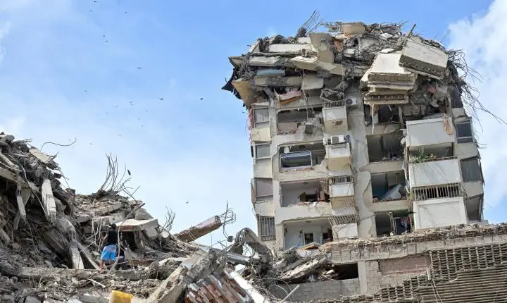 VÍDEO: Cachorro é resgatado em meio aos escombros após terremoto na Venezuela